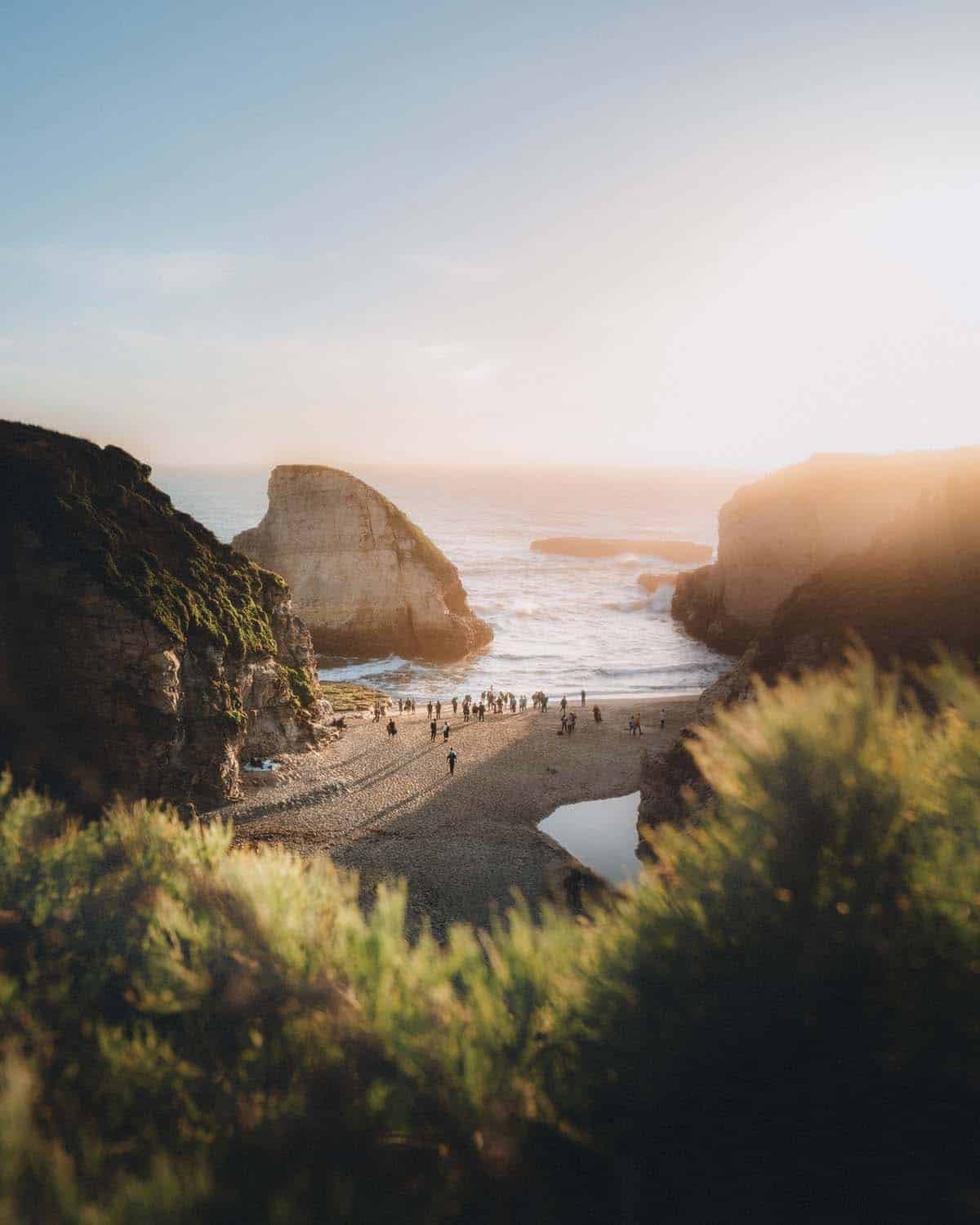 shark-fin-cove-gleaming-under-the-sun-rays-in-dave-JL2EYCA.jpg